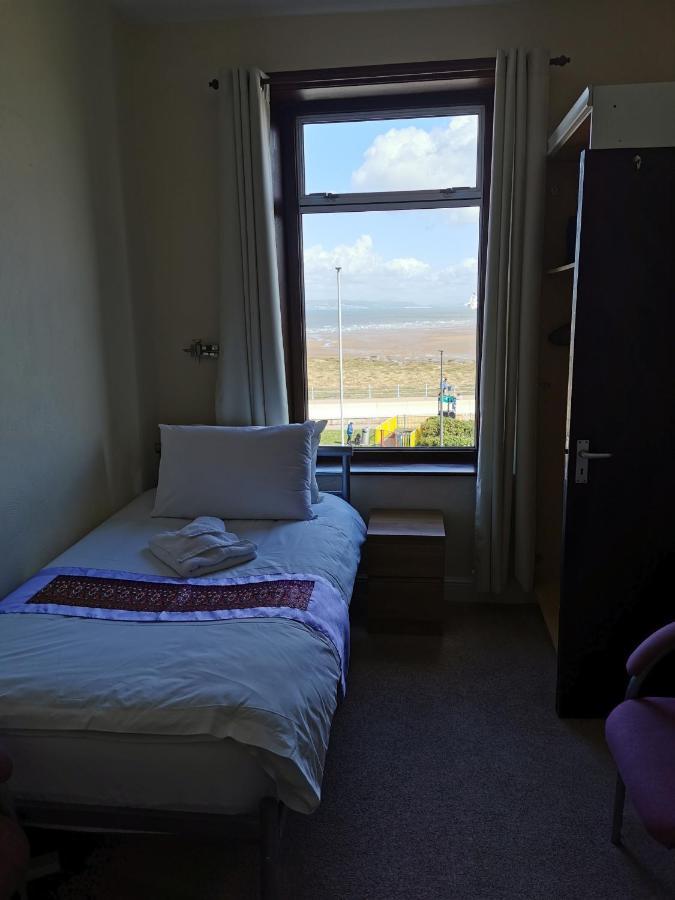 Westleigh Bed & Breakfast Morecambe Exterior photo